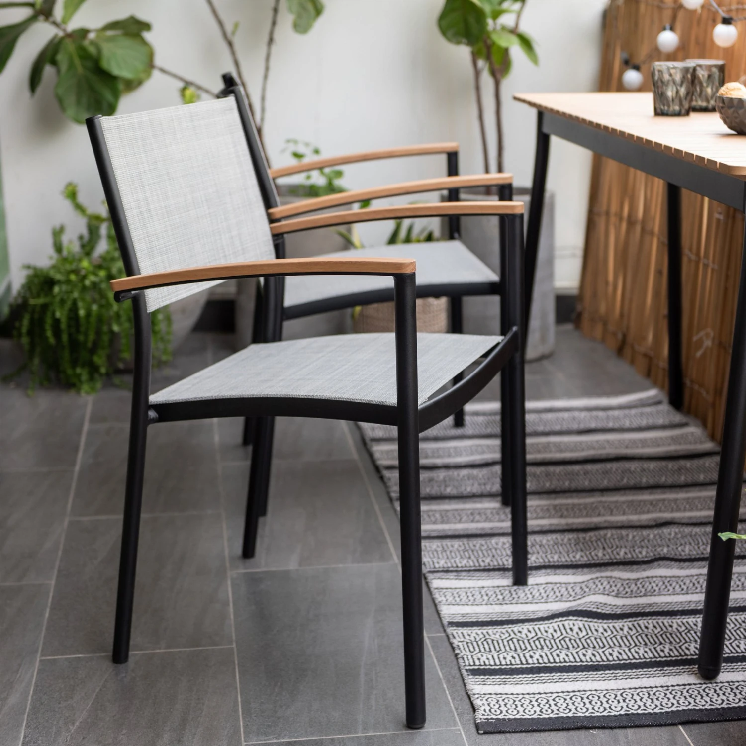 Stapelsessel 'Vera', Mattschwarz/birkengrau, Ca. 83 X 55 X 55 Cm 3 Stapelsessel 'Vera', Mattschwarz/birkengrau, Ca. 83 X 55 X 55 Cm