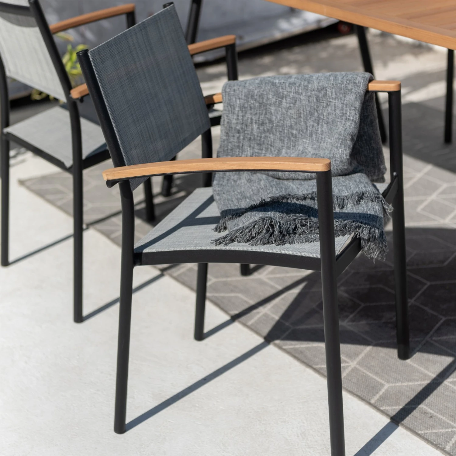 Stapelsessel 'Vera', Mattschwarz/birkengrau, Ca. 83 X 55 X 55 Cm 8 Stapelsessel 'Vera', Mattschwarz/birkengrau, Ca. 83 X 55 X 55 Cm – Bild 6