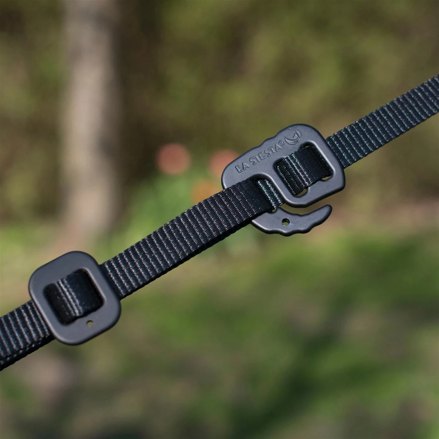 LA SIESTA Singe-Reisehängematte Colibri 3.0, Palm, Nylon, Bis 180 Kg, Reißfest, Leicht 10 LA SIESTA Singe-Reisehängematte Colibri 3.0, Palm, Nylon, Bis 180 Kg, Reißfest, Leicht – Bild 8