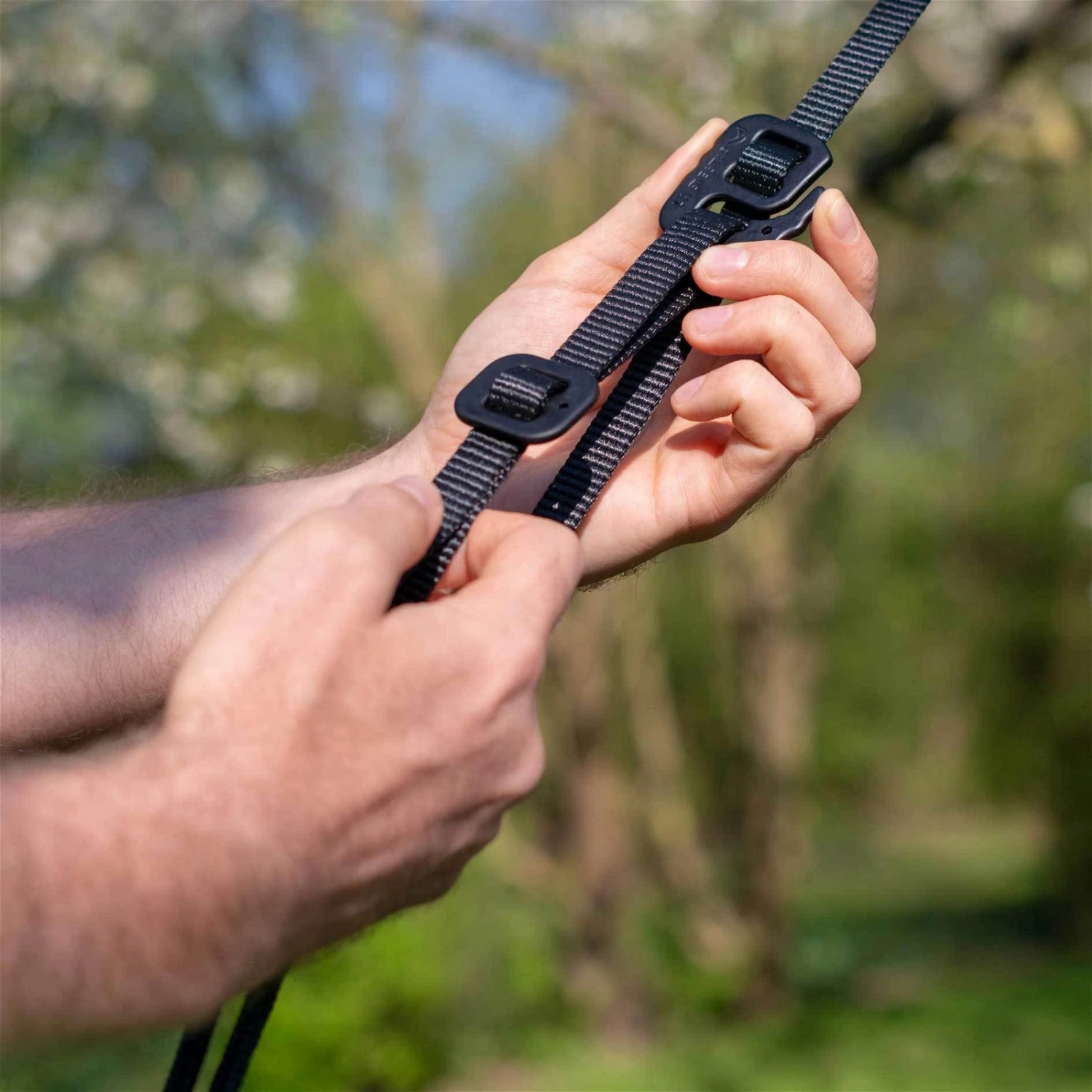 LA SIESTA Singe-Reisehängematte Colibri 3.0, Palm, Nylon, Bis 180 Kg, Reißfest, Leicht 9 LA SIESTA Singe-Reisehängematte Colibri 3.0, Palm, Nylon, Bis 180 Kg, Reißfest, Leicht – Bild 7