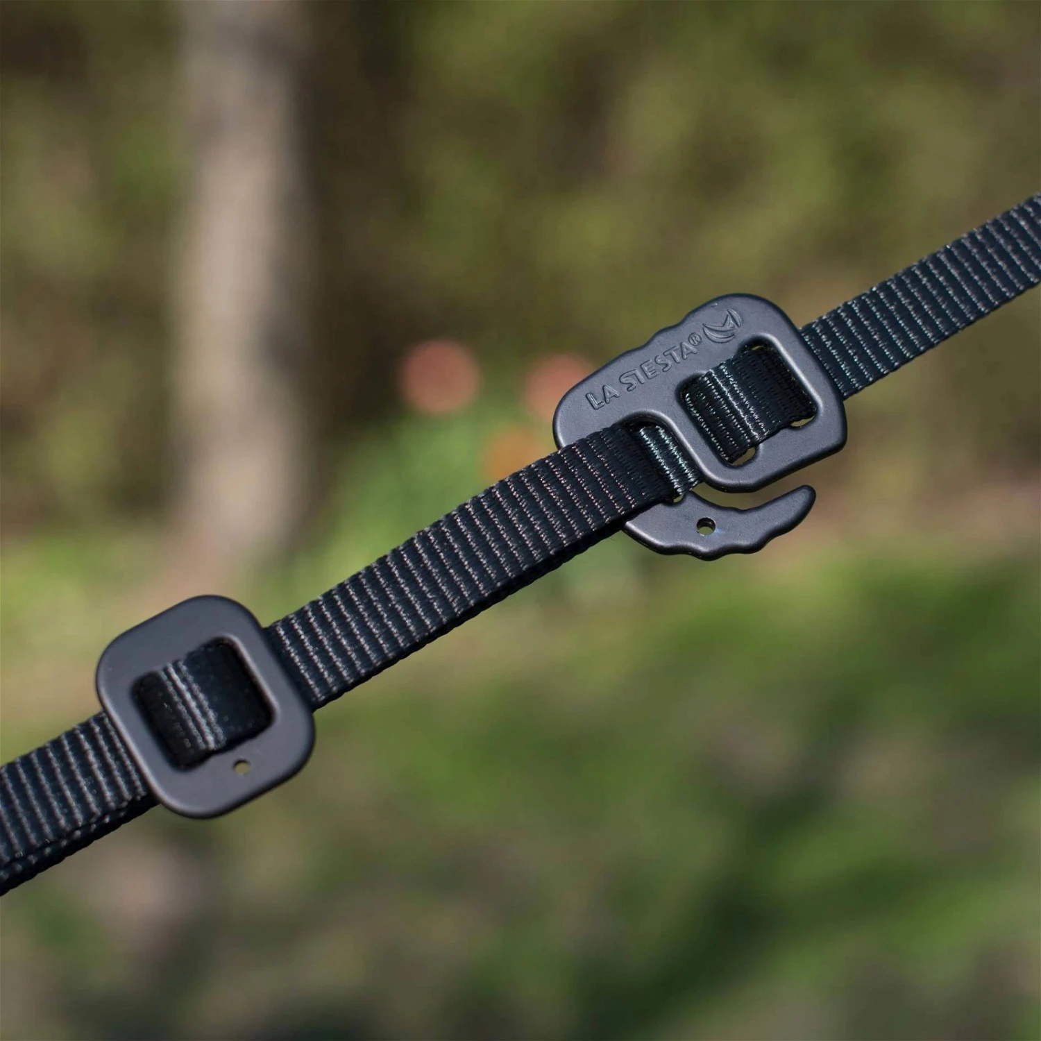 LA SIESTA Doppel-Reisehängematte Colibri 3.0, Palm, Bis 180 Kg, Reißfest, Leicht 7 LA SIESTA Doppel-Reisehängematte Colibri 3.0, Palm, Bis 180 Kg, Reißfest, Leicht – Bild 5